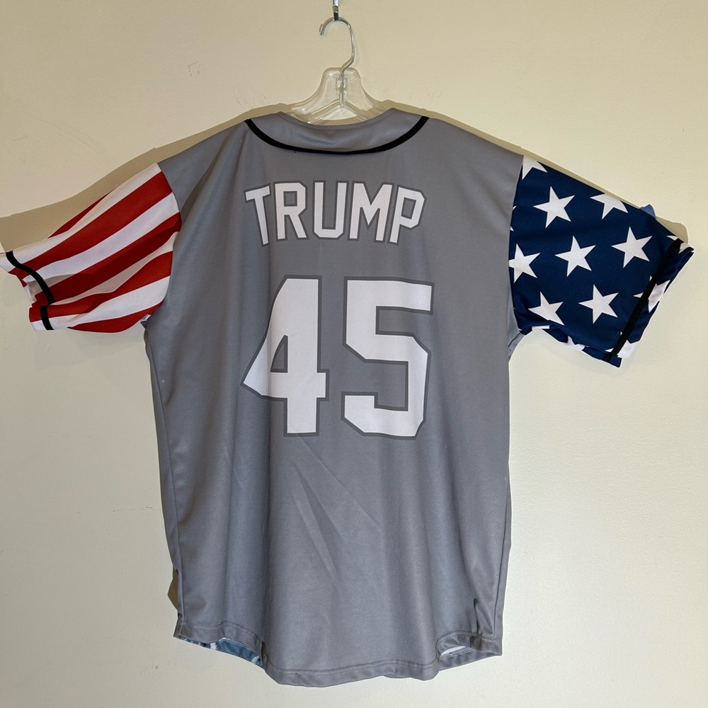 Donald Trump Jersey Men’s Size 3X Button Up V Neck Statue of Liberty USA stars